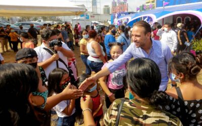 Celebra Alcalde JM Unánue a más de mil 500 niños con funciones del circo García Hermanos