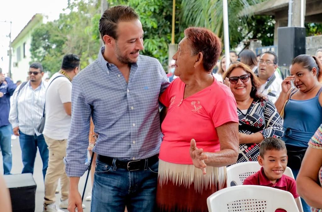 Alcalde JM Unánue inicia la repavimentación y construcción del Colector Sanitario en la calle Pino de la colonia Carranza