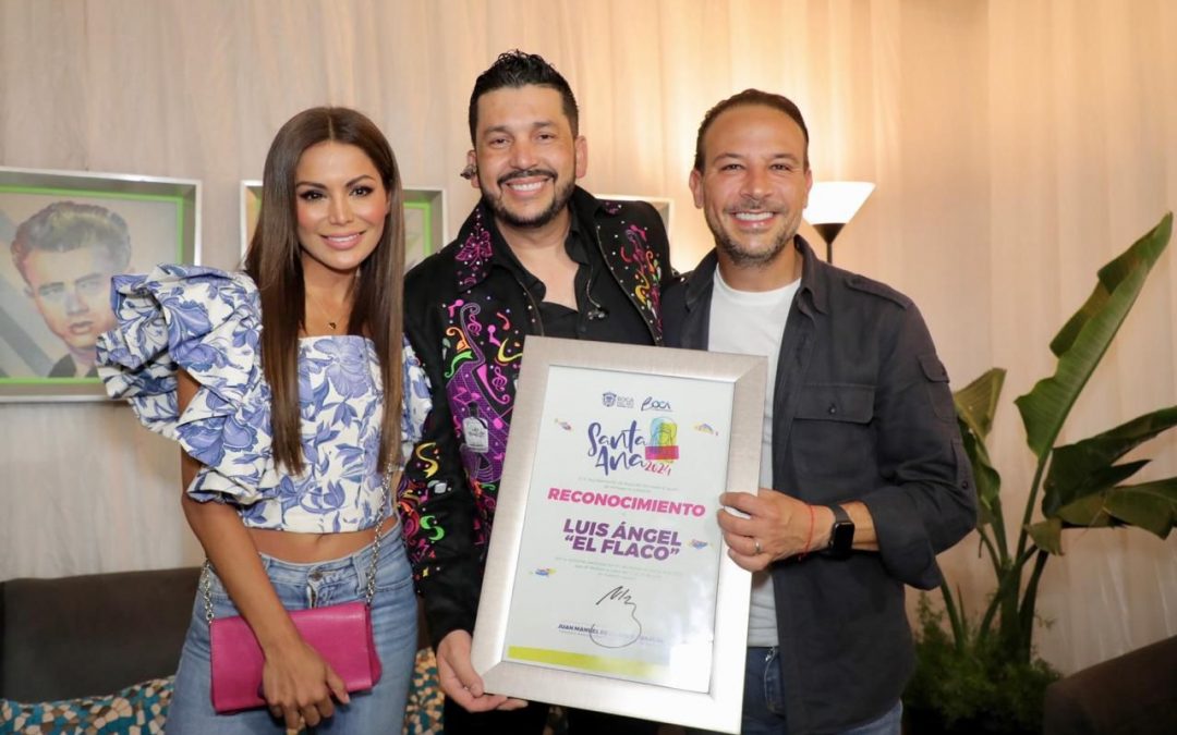 Con un lleno hasta las lámparas, Luis Ángel “El Flaco” cantó con el corazón en el penúltimo día de Santa Ana