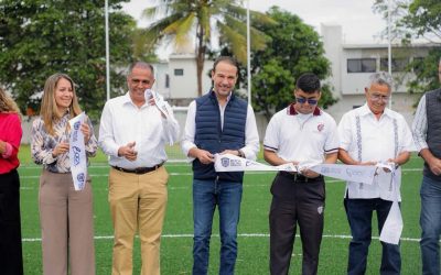 Entrega Alcalde Juan Manuel Unánue dos canchas de fútbol al CBTIS 190